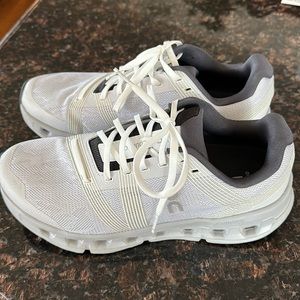 On Cloud - Women’s Cloudgo Tennis Shoe - size 9.5 - white/glacier color